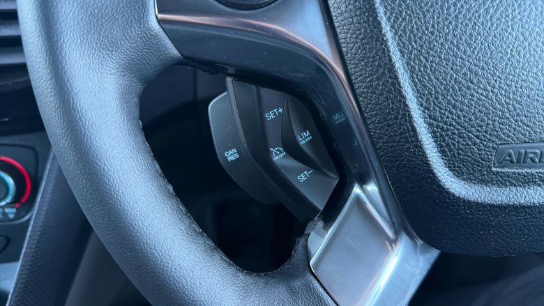 Ford Transit Connect 250 L2 Diesel 1.5 EcoBlue 100ps Limited Van